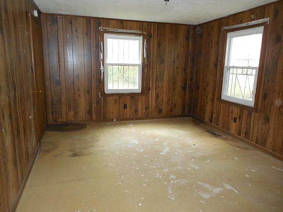 5th image of 1035 Natham Dr SE