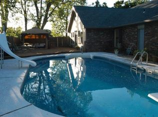 2202 W Dogwood St, Rogers, AR 72758