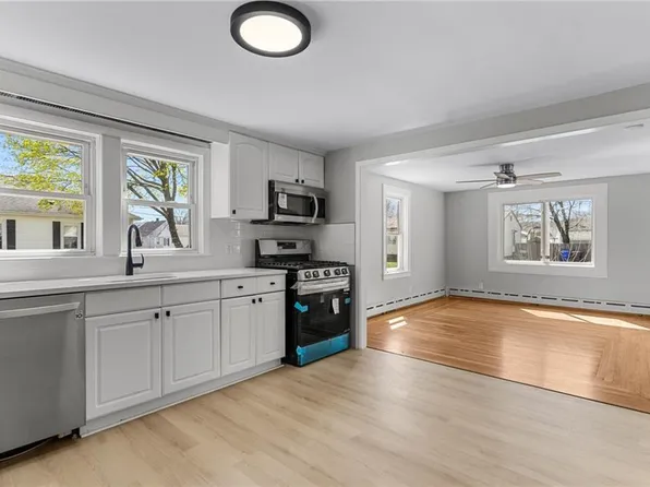 55 Campbell Ave, North Providence, RI 02904