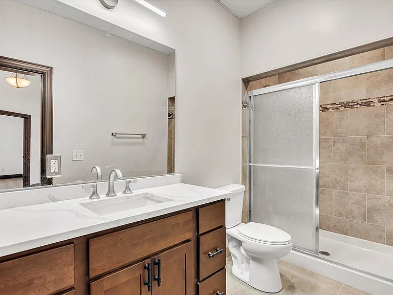 400 N Main St #310 — Photo 7