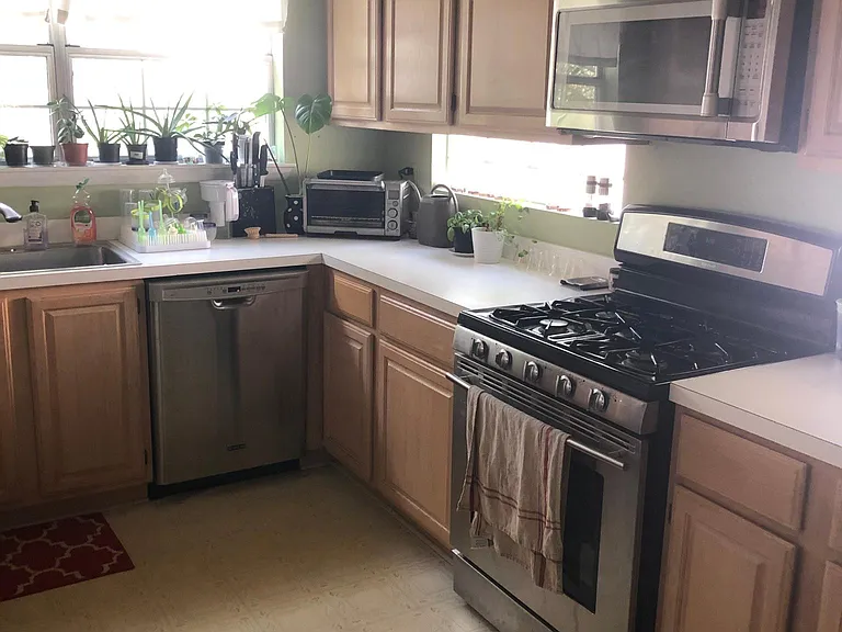 3508 Mill Stream Ct — Photo 4