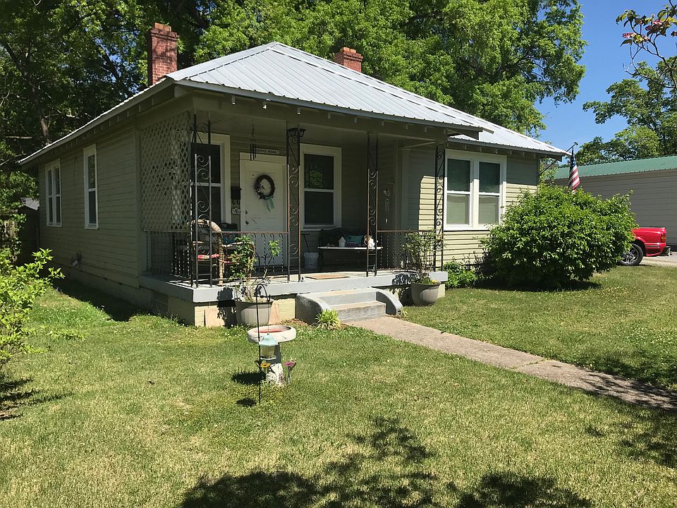 2nd image of 386 Wingfoot St