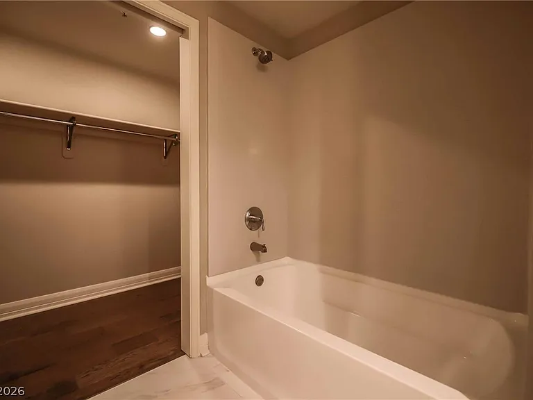 150 Las Vegas Blvd #1211 — Photo 9