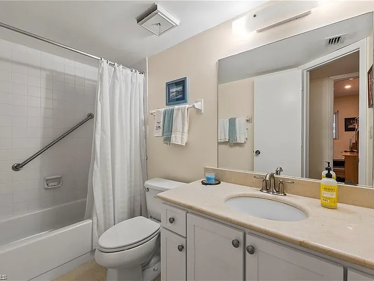 1055 Forest Lakes Dr #E209 — Photo 15