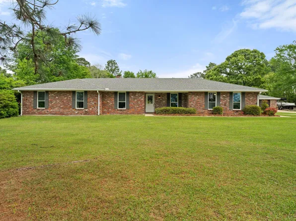 2 Clipper Rd, Hattiesburg, MS 39402