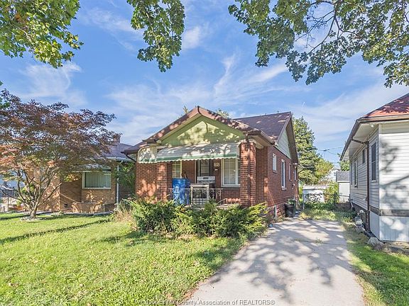2nd image of 792 Partington Ave