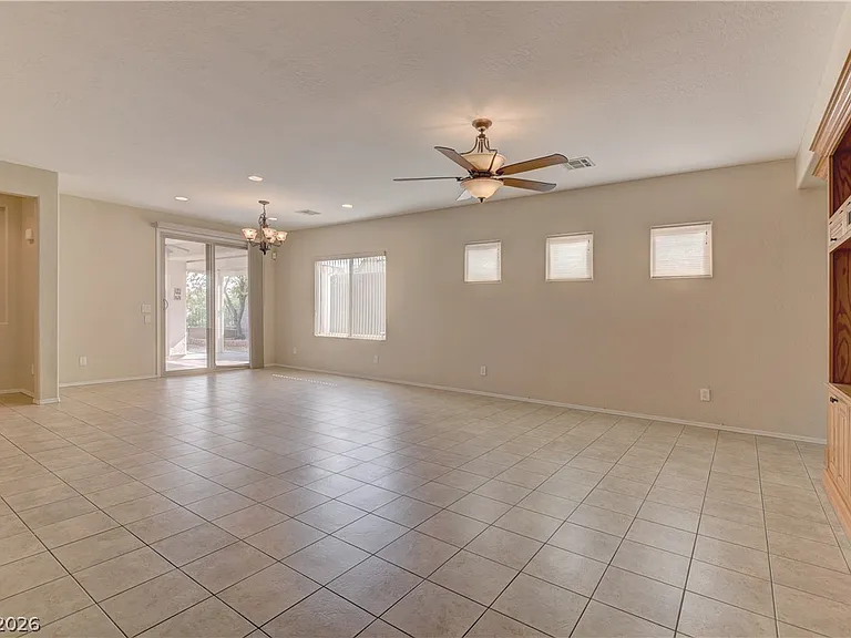 2716 Rue Marquette Ave — Photo 4