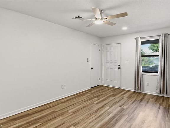 5th image of 1636 Windsong Ct