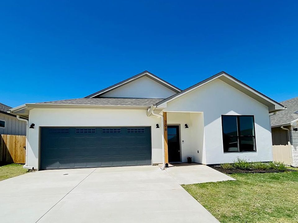 1st image of 706 Cirrus Ln