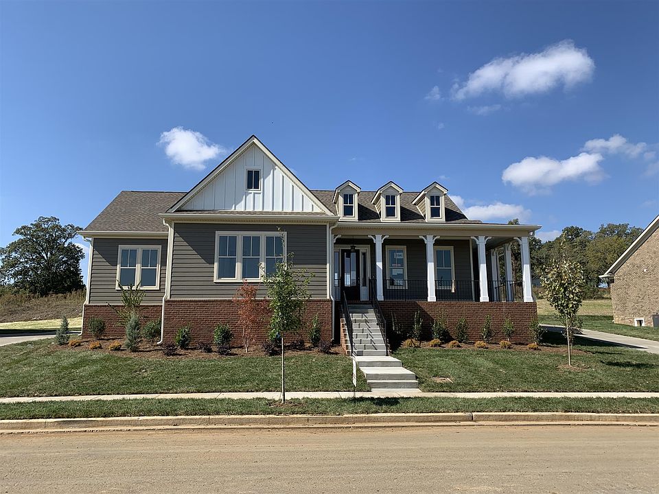 1st image of 2388 Fairchild Cir #196-lot 196