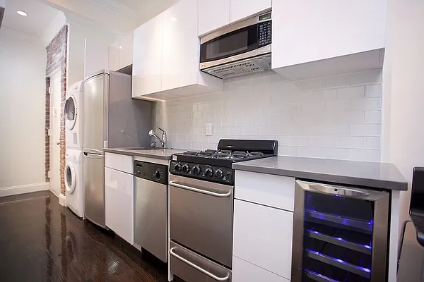 Rented by Dallien Realty Limited Liability Company | media 17