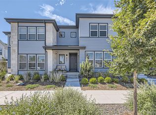8054 Sterling Ranch Ave #B, Littleton, CO 80125