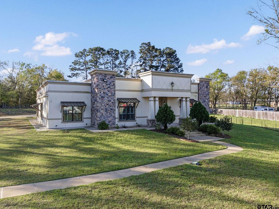 1st image of 1011 Cotten Rd