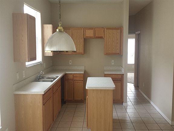 3rd image of 2120 Twisted Pine Rd