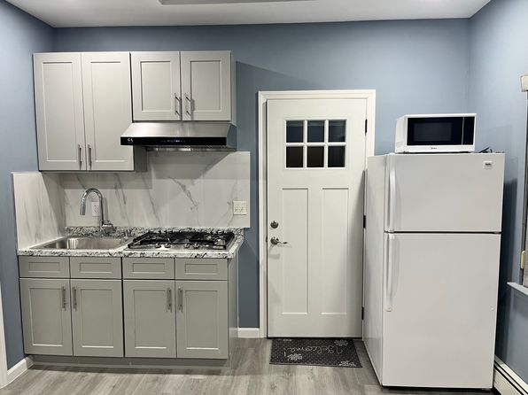 (undisclosed Address)