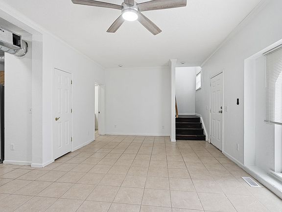 4th image of 114 Cedar St APT 3