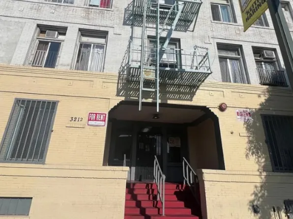 3212 S Main St, Los Angeles, CA 90011