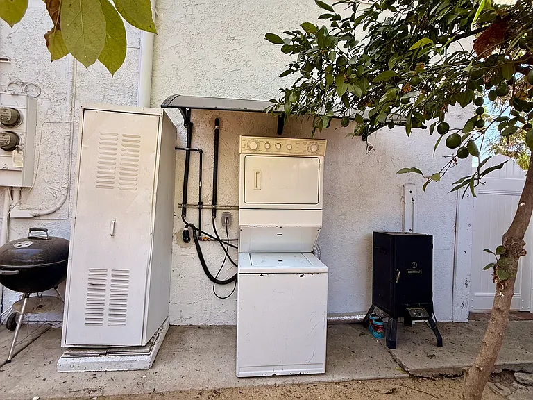 Washer and dryer in the backyard