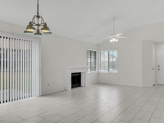 3rd image of 332 W Corporate Dr