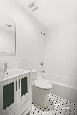 Rented by The Agency | media 6