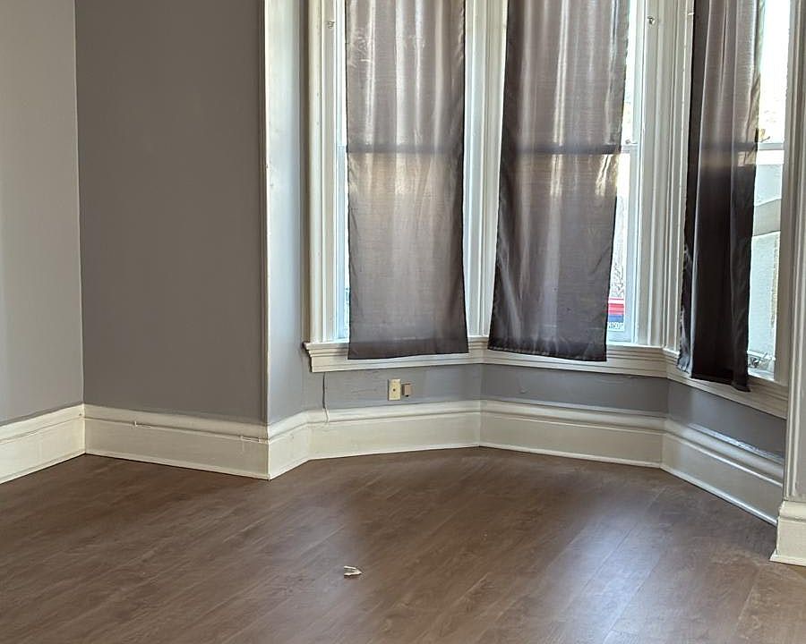 1st image of 510 N College St #518