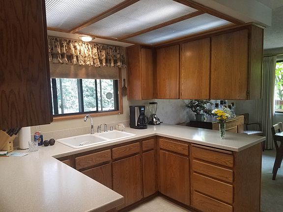 3rd image of 11414 NE 27th Ave