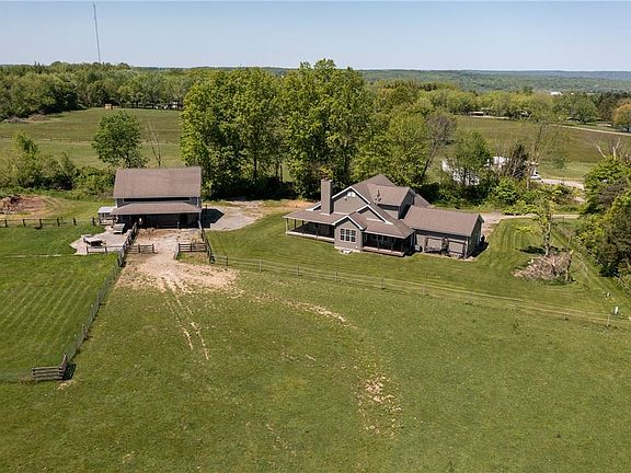 3rd image of 4012 New Castle Rd