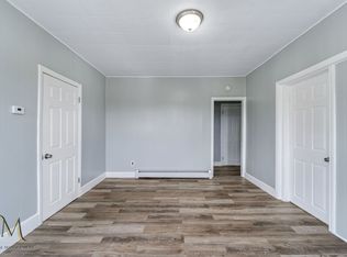 27-29 Hillman St, Chicopee, MA 01020