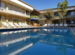 18615 Burbank Blvd APT 212, Tarzana, CA 91356