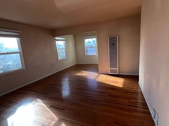 4th image of 5014-5020 Lotus St