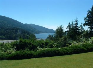 338 Viewcrest Rd, Bellingham, WA 98229