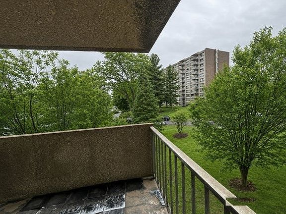 5th image of 1001 City Ave Unit Ec404