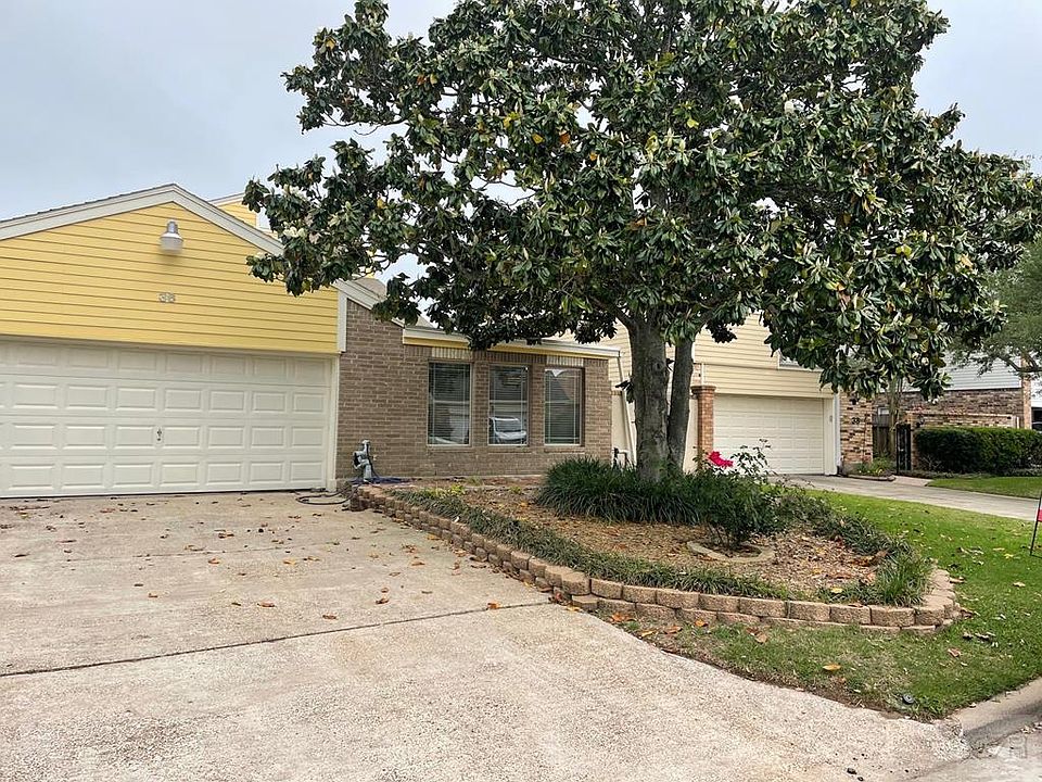 1st image of 36 Lakeview Dr