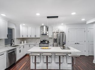 1305 Palisade Ave #201, Union City, NJ 07087