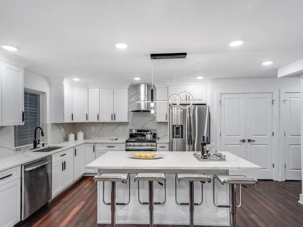 1305 Palisade Ave #201, Union City, NJ 07087