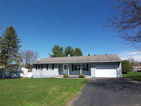 2nd image of 25 Black Ave W