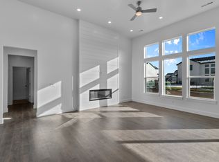 613 S 125 E, Hyde Park, UT 84318