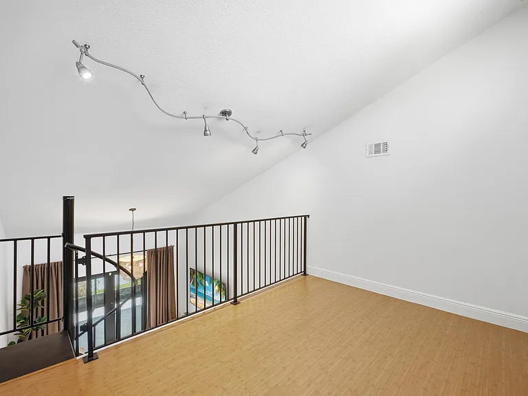 2075 SW 82nd Ave #2075 — Photo 25