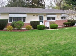 2401 Dehn St, Burlington, IA