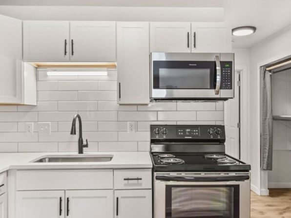 1207 E Wilson St APT 5