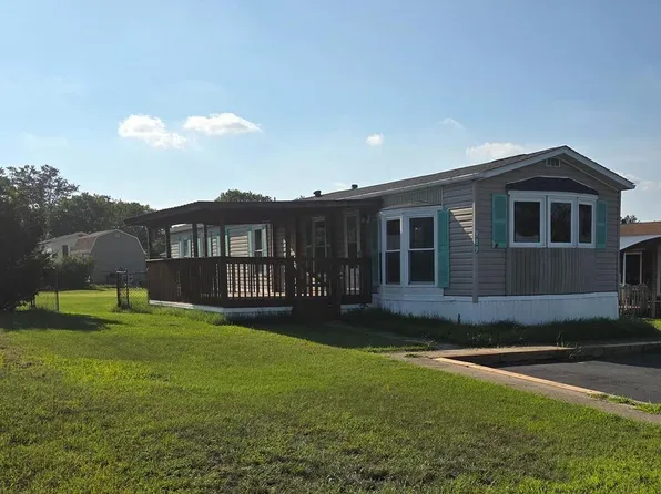 919 Blackberry Dr, Mullica Hill, NJ 08062