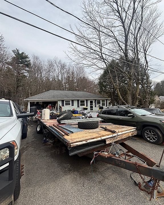 2nd image of 7 Wildwood Rd