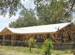 1010 W Gates Valley Rd, Poteet, TX 78065