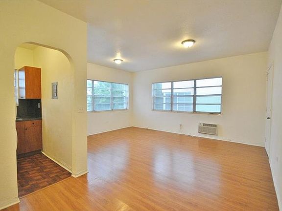 2nd image of 1326 Pennsylvania Ave APT 7