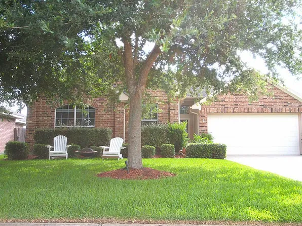 858 Shoal Pointe Ln, League City, TX 77573