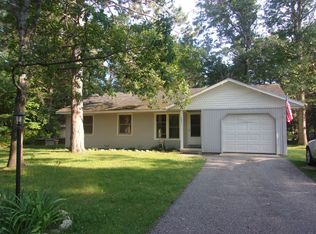 6891 Elmwood Rd, Indian River, MI 49749