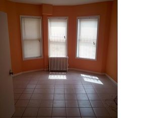 375 Badger Ave, Newark, NJ 07112