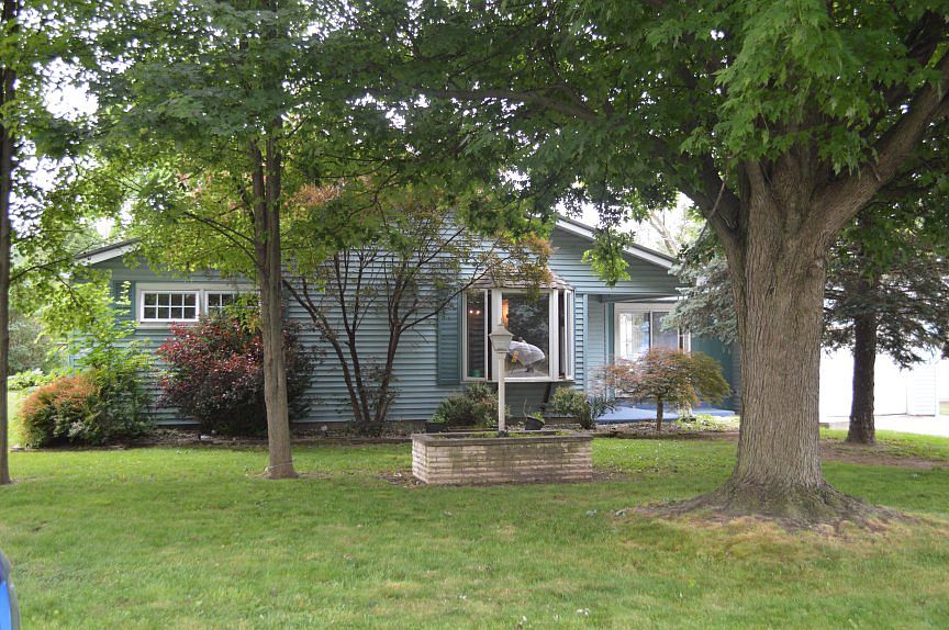 1st image of 510 E Cornelia St