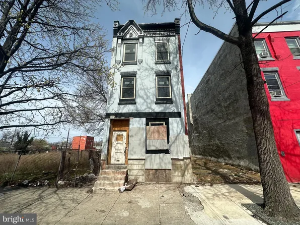 2131 W Dauphin St, Philadelphia, PA 19132