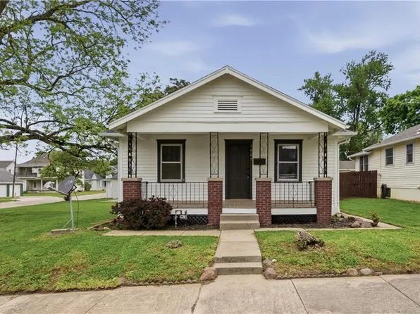 2407 Seneca St, Saint Joseph, MO 64507